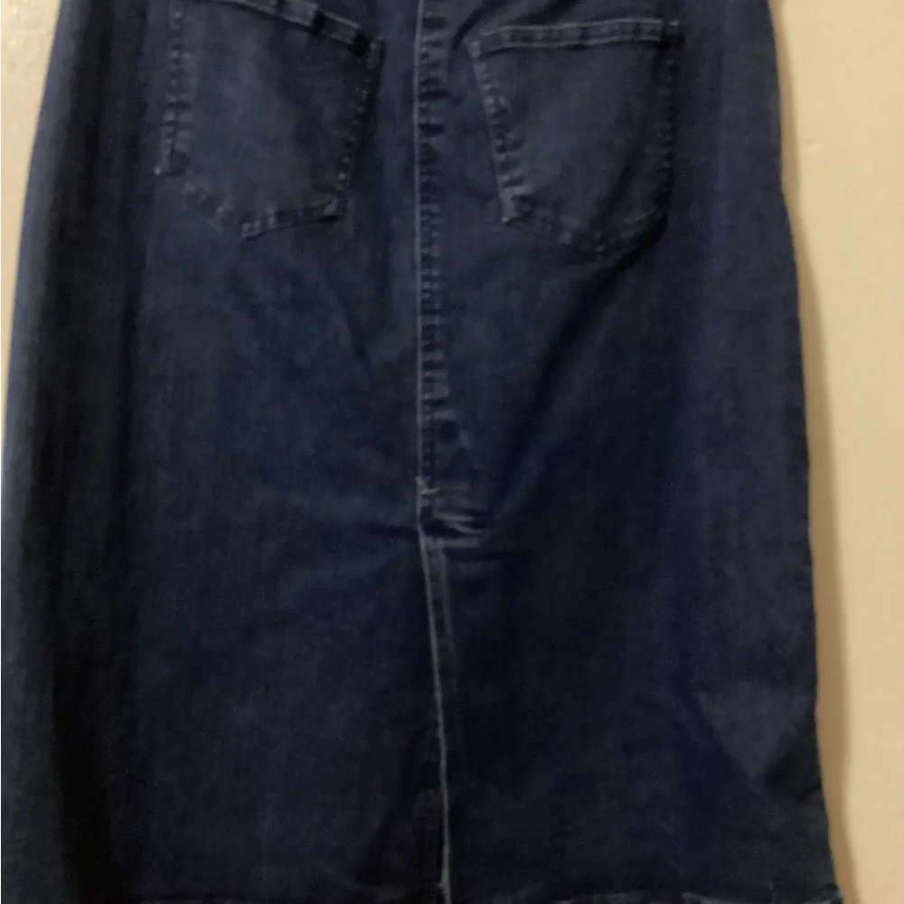 Woman Within 5 pocket Classic Denim Skirt 12 W …Stretch band around waist - Picture 4 of 8